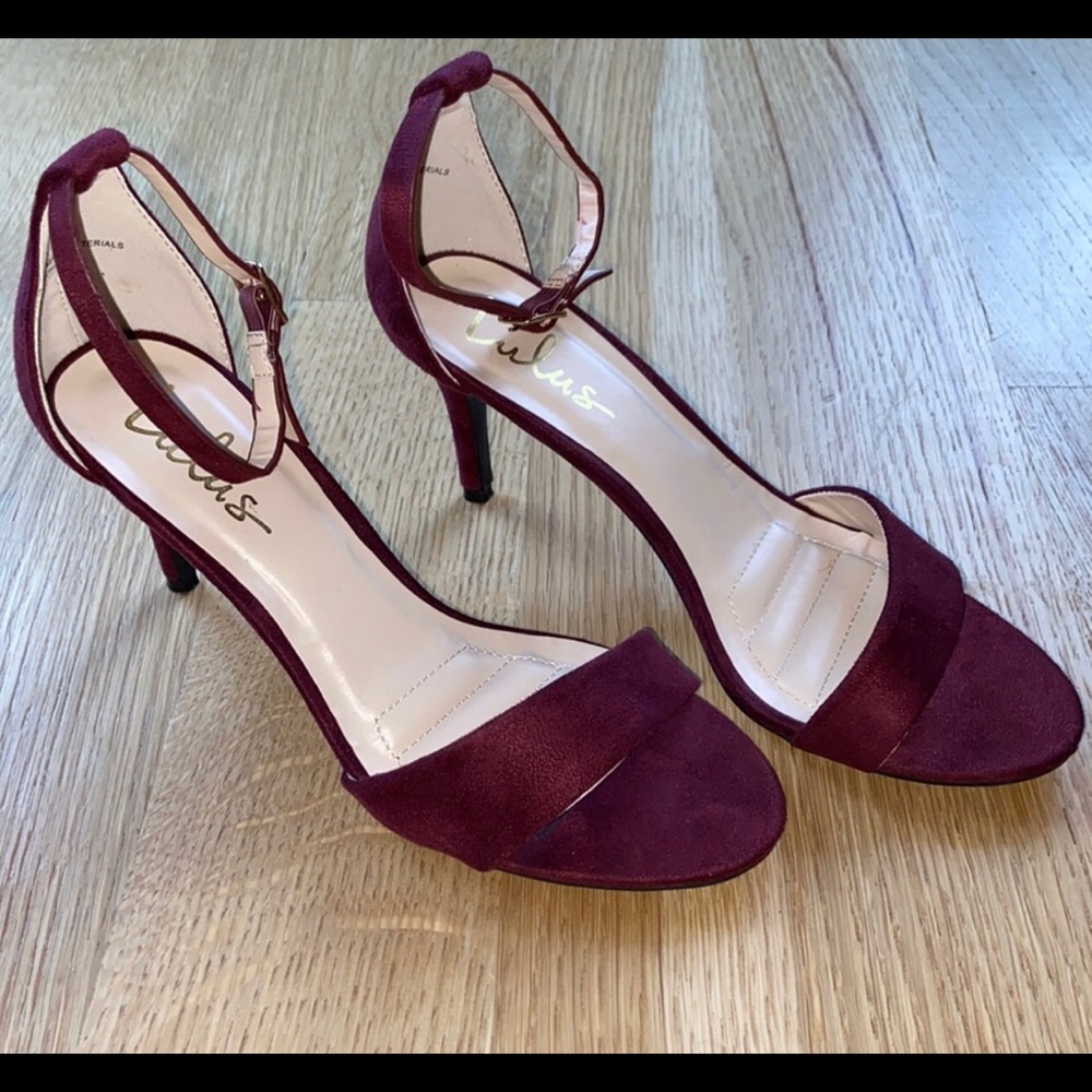 Lulus Lulu’s Ankle Strap 3” Heels Burgandy Wine Faux Suede Pumps Stilettos 7.5